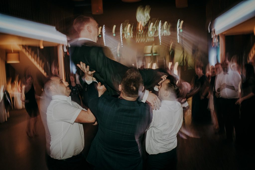 Zimowy ślub - Ania i Denis - Ślub w Tułowicach, Wesele w Hotelu Arkas 211 Zimowy ślub - Ania i Denis - Ślub w Tułowicach, Wesele w Hotelu Arkas 139