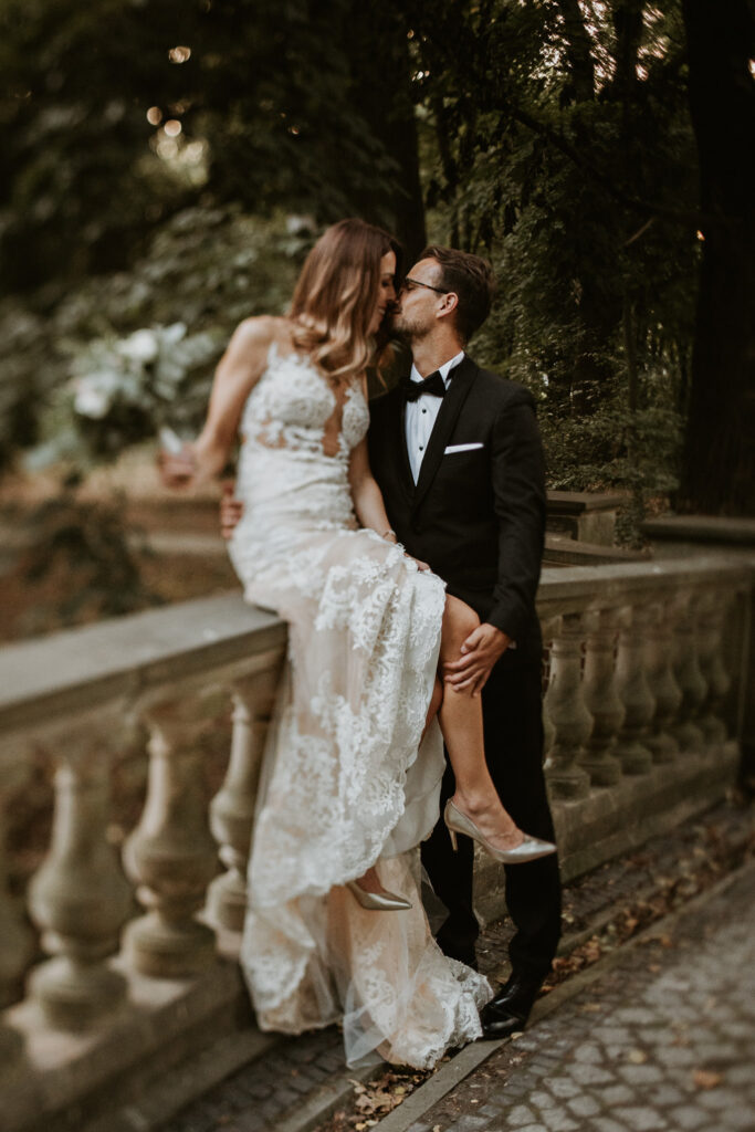 Pałac Pawłowice we Wrocławiu - Elegancka Sesja Ślubna 39